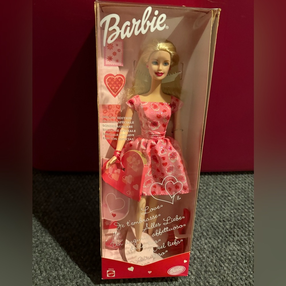 Barbie Valentine Wishes Doll 2001